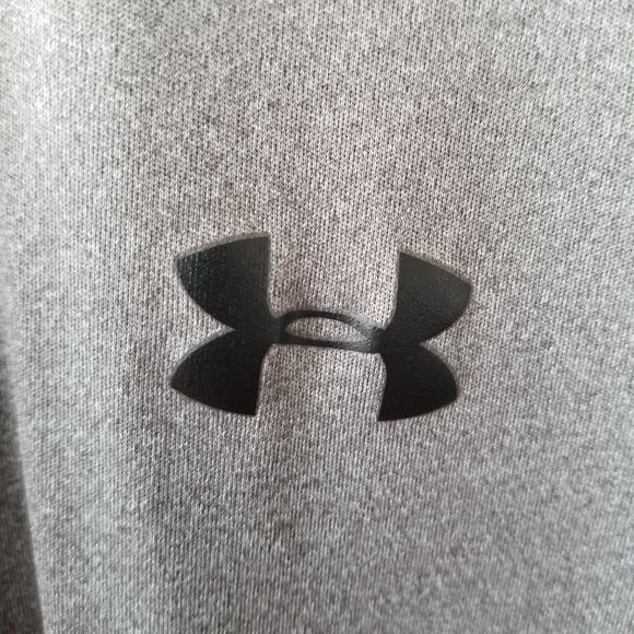 Under Armour Loose Heatgear Size Medium. Excellent condition. - Picture 5 of 7